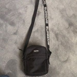 SUPREME over shoulder logo bag